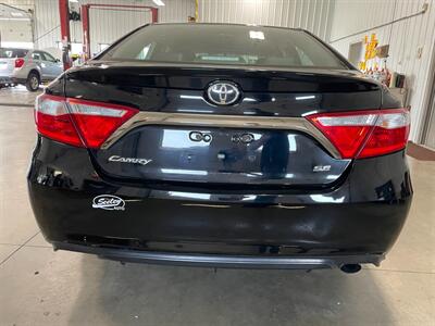 2016 Toyota Camry SE   - Photo 7 - Saint Louis, MI 48880-9800