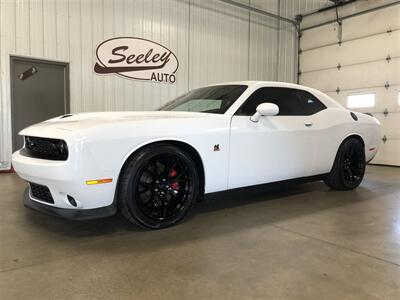 2019 Dodge Challenger R/T Scat Pack   - Photo 1 - Saint Louis, MI 48880-9800