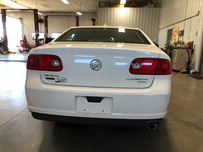 2011 Buick Lucerne CXL   - Photo 7 - Saint Louis, MI 48880-9800