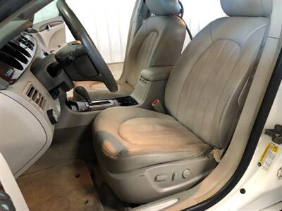 2011 Buick Lucerne CXL   - Photo 15 - Saint Louis, MI 48880-9800