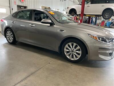 2016 Kia Optima EX - Photo 5 - Saint Louis, MI 48880-9800