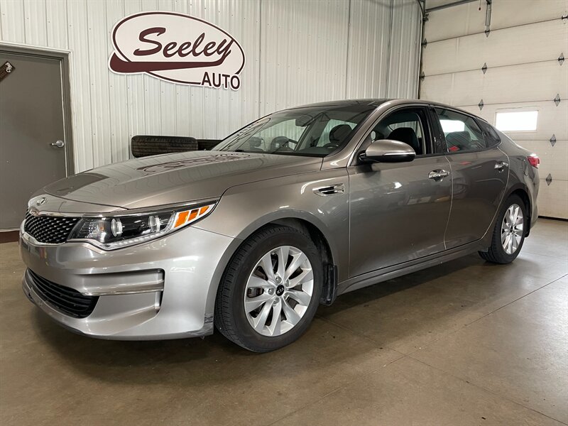 2016 Kia Optima EX   - Photo 1 - Saint Louis, MI 48880-9800
