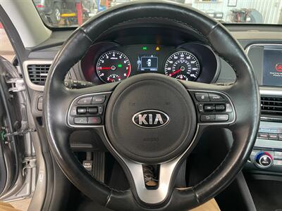 2016 Kia Optima EX - Photo 9 - Saint Louis, MI 48880-9800