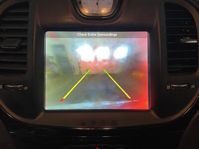 2017 Chrysler 300 Series S   - Photo 11 - Saint Louis, MI 48880-9800