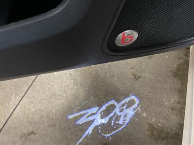 2017 Chrysler 300 Series S   - Photo 18 - Saint Louis, MI 48880-9800