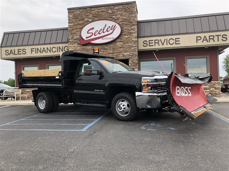 2017 Chevrolet Silverado 3500HD CC DUMP TRUCK - Photo 1 - Saint Louis, MI 48880-9800