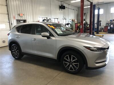 2018 Mazda CX-5 Touring   - Photo 4 - Saint Louis, MI 48880-9800