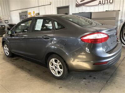 2016 Ford Fiesta SE   - Photo 6 - Saint Louis, MI 48880-9800