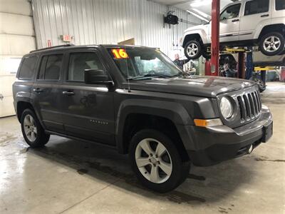 2016 Jeep Patriot Latitude   - Photo 5 - Saint Louis, MI 48880-9800