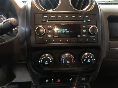 2016 Jeep Patriot Latitude   - Photo 12 - Saint Louis, MI 48880-9800