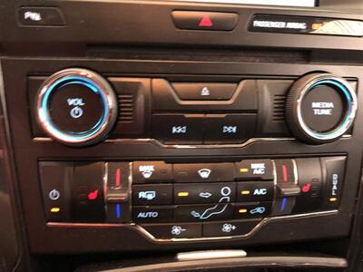 2018 Ford Explorer XLT   - Photo 15 - Saint Louis, MI 48880-9800