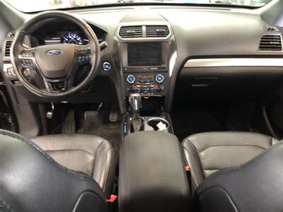 2018 Ford Explorer XLT   - Photo 7 - Saint Louis, MI 48880-9800