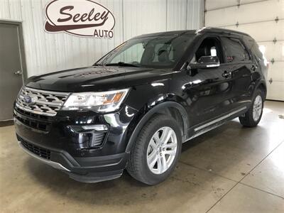 2018 Ford Explorer XLT   - Photo 2 - Saint Louis, MI 48880-9800