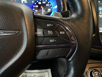 2016 Chrysler 200 S   - Photo 12 - Saint Louis, MI 48880-9800