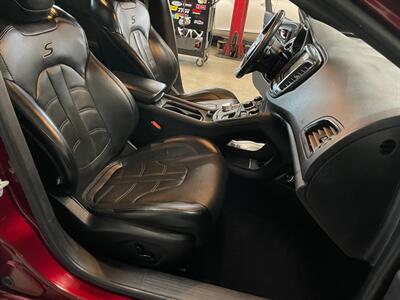 2016 Chrysler 200 S   - Photo 19 - Saint Louis, MI 48880-9800