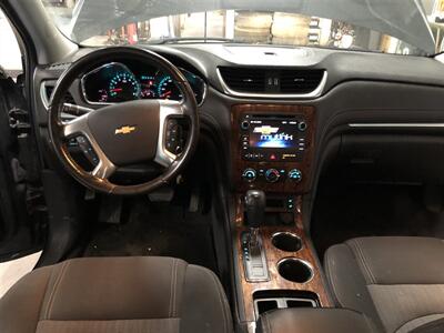 2014 Chevrolet Traverse LT   - Photo 7 - Saint Louis, MI 48880-9800