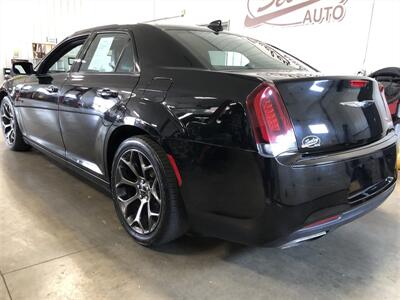 2016 Chrysler 300 Series S   - Photo 3 - Saint Louis, MI 48880-9800