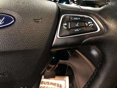 2018 Ford Escape SEL - Photo 11 - Saint Louis, MI 48880-9800