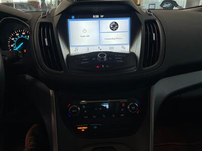 2016 Ford Escape SE   - Photo 12 - Saint Louis, MI 48880-9800