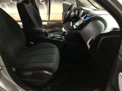 2013 Chevrolet Equinox LS - Photo 16 - Saint Louis, MI 48880-9800