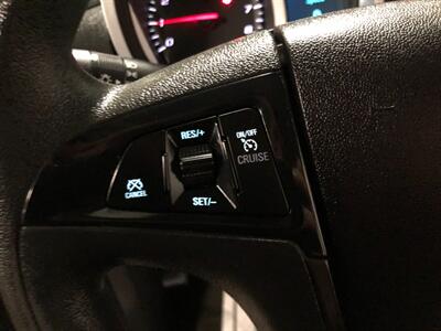 2013 Chevrolet Equinox LS - Photo 10 - Saint Louis, MI 48880-9800