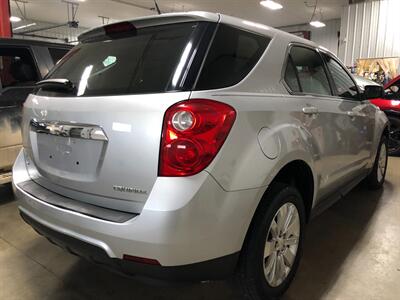 2013 Chevrolet Equinox LS - Photo 6 - Saint Louis, MI 48880-9800