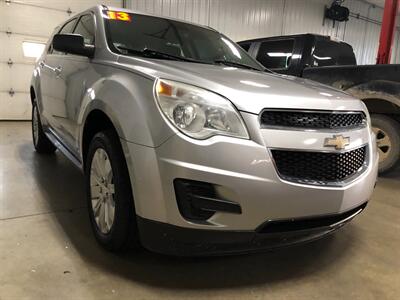 2013 Chevrolet Equinox LS - Photo 4 - Saint Louis, MI 48880-9800