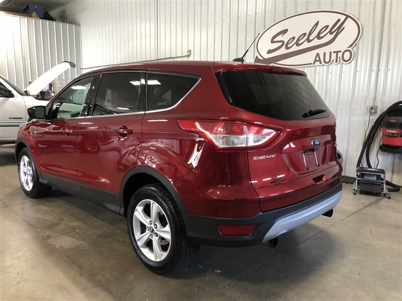 2013 Ford Escape SE - Photo 3 - Saint Louis, MI 48880-9800