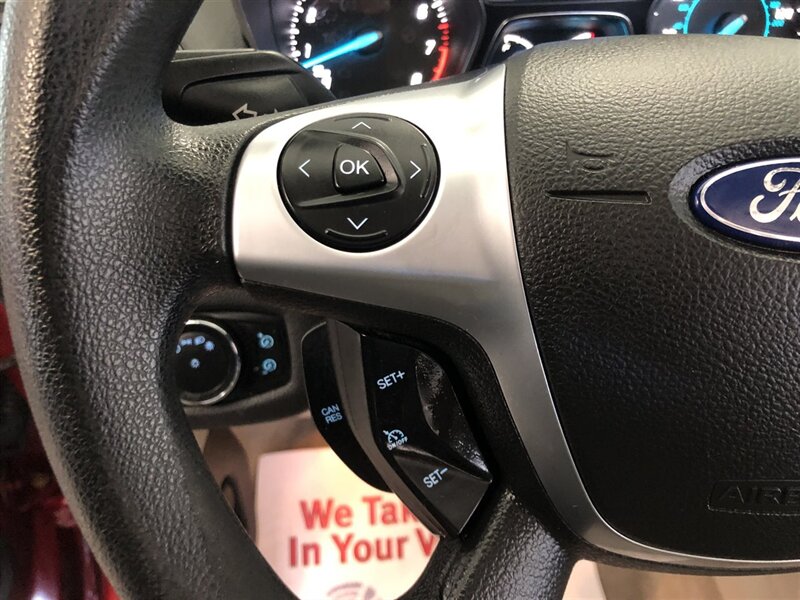 2013 Ford Escape SE - Photo 10 - Saint Louis, MI 48880-9800