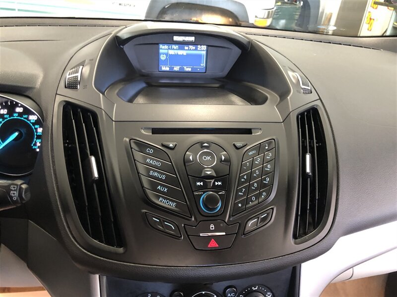 2013 Ford Escape SE - Photo 13 - Saint Louis, MI 48880-9800
