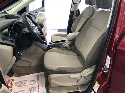 2013 Ford Escape SE - Photo 15 - Saint Louis, MI 48880-9800