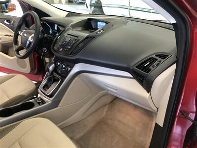 2013 Ford Escape SE - Photo 19 - Saint Louis, MI 48880-9800