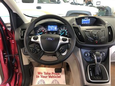 2013 Ford Escape SE - Photo 8 - Saint Louis, MI 48880-9800