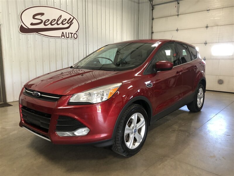 2013 Ford Escape SE - Photo 2 - Saint Louis, MI 48880-9800