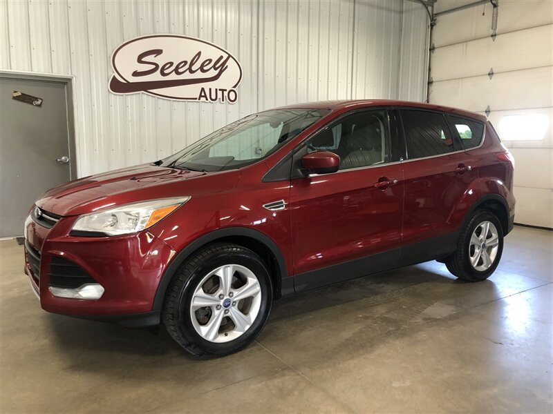 2013 Ford Escape SE   - Photo 1 - Saint Louis, MI 48880-9800