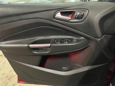 2015 Ford Escape Titanium - Photo 23 - Saint Louis, MI 48880-9800