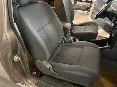 2003 Nissan Frontier Standard - Photo 9 - Saint Louis, MI 48880-9800