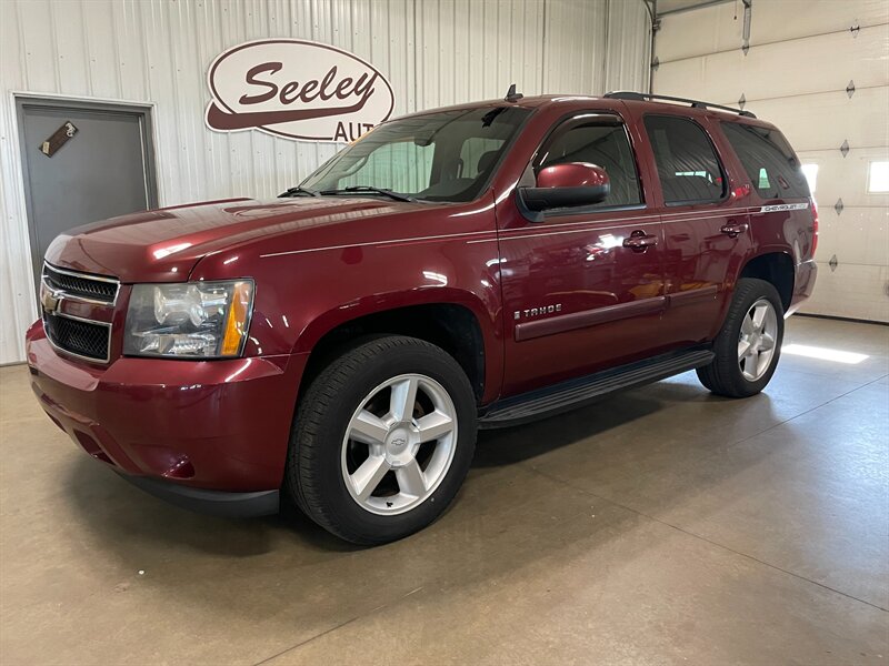 2008 Chevrolet Tahoe LT   - Photo 1 - Saint Louis, MI 48880-9800