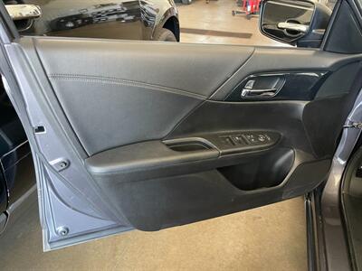 2013 Honda Accord Sport   - Photo 20 - Saint Louis, MI 48880-9800