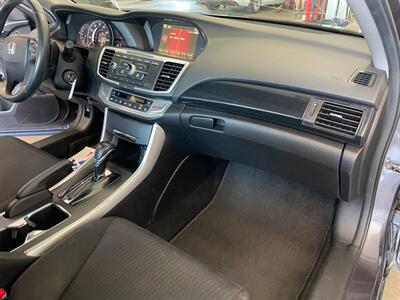 2013 Honda Accord Sport   - Photo 18 - Saint Louis, MI 48880-9800