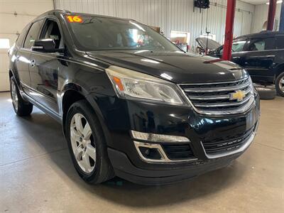 2016 Chevrolet Traverse LT   - Photo 5 - Saint Louis, MI 48880-9800