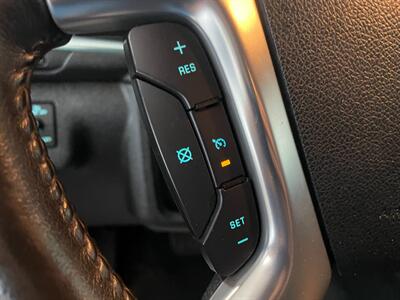 2016 Chevrolet Traverse LT - Photo 11 - Saint Louis, MI 48880-9800