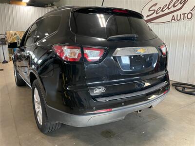 2016 Chevrolet Traverse LT   - Photo 4 - Saint Louis, MI 48880-9800