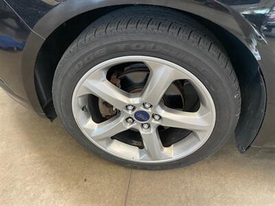 2016 Ford Fusion SE - Photo 22 - Saint Louis, MI 48880-9800