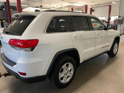 2016 Jeep Grand Cherokee Laredo   - Photo 6 - Saint Louis, MI 48880-9800