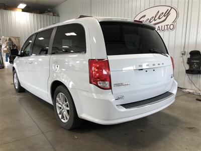 2018 Dodge Grand Caravan SXT   - Photo 3 - Saint Louis, MI 48880-9800