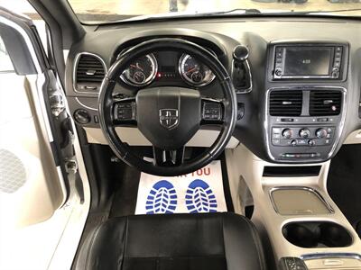 2018 Dodge Grand Caravan SXT   - Photo 9 - Saint Louis, MI 48880-9800