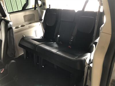 2018 Dodge Grand Caravan SXT   - Photo 17 - Saint Louis, MI 48880-9800