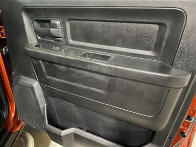 2013 RAM 1500 Express   - Photo 18 - Saint Louis, MI 48880-9800