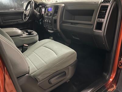 2013 RAM 1500 Express   - Photo 17 - Saint Louis, MI 48880-9800